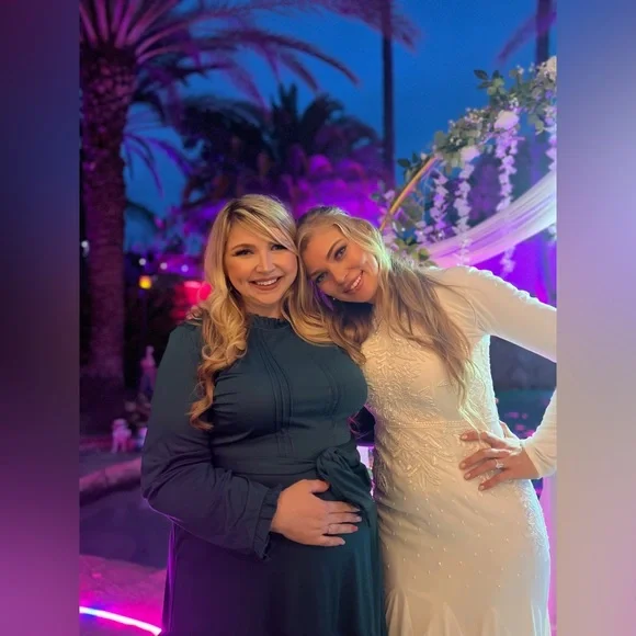 Koh Koh Conservative, Bump-friendly Maxi Dress (Abaya) - Picture 6 of 9